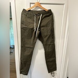 Vuori - Medium jogger pant
